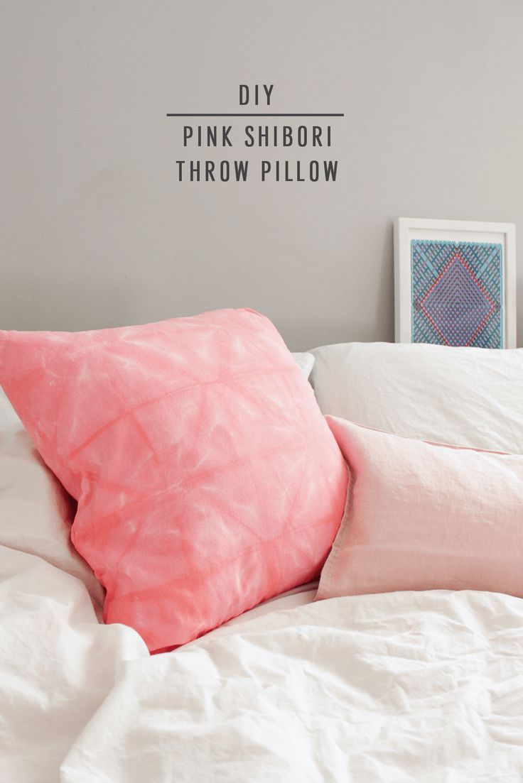 DIY Pink Shibori Throw Pillow by Sugar & Cloth, an award winning DIY and hom...