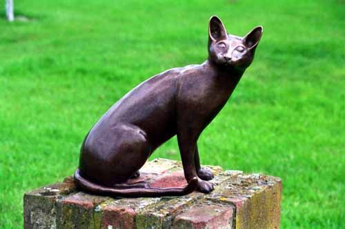 #Bronze #sculpture by #sculptor Lynda Hukins titled: 'Cat (Sitting Alert Stylise...