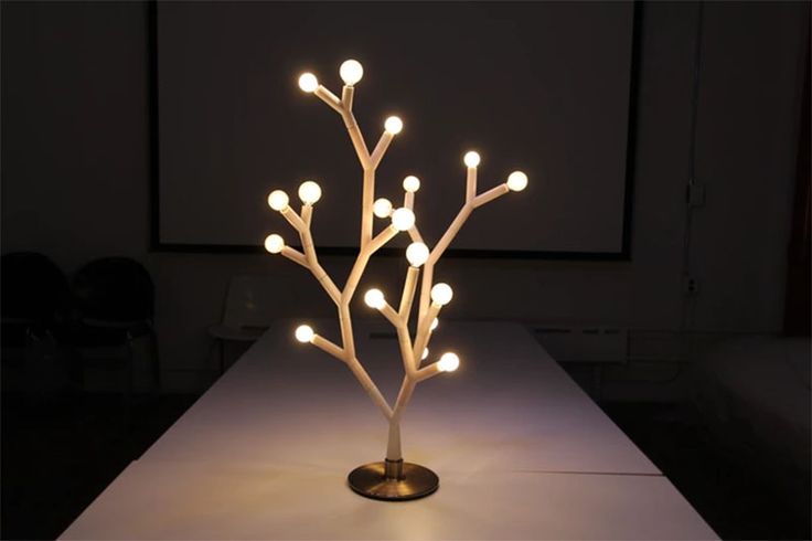 This Light Lets You Design What It Looks Like By Adding More Pieces To It