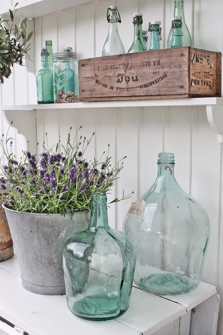 Things I love all in one place: old bottles, galvanized steel, wooden boxes and ...