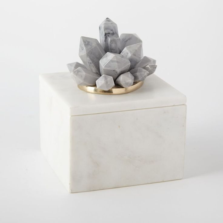 Eduardo Garza Crystal Box, Whilte Marble/Gray Crystal