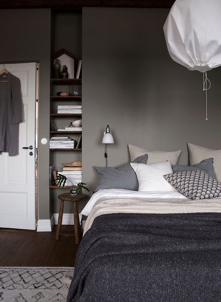 Daniella Witte's bedroom in shades of grey.