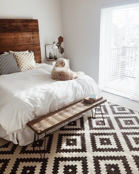 Hannah's Bright & Beautiful Apartment (With a Show-Stealing Dog) — House C...