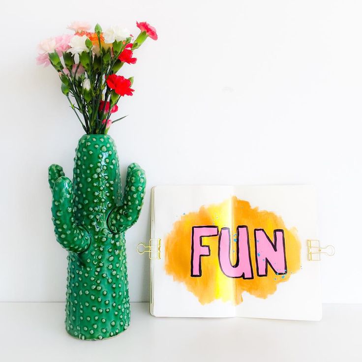 Have a FUN saturday!! ☀️✨ #cactus #vase #floral #flowers #weekend #fun #ar...
