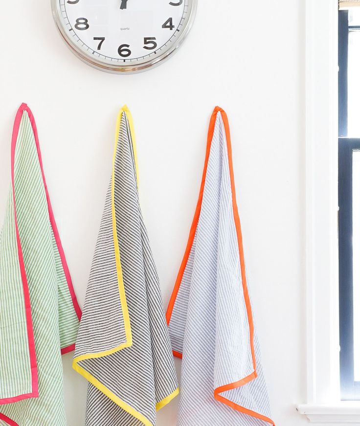 Freshen up the kitchen with these colorful DIY seersucker tea towels - sugar and...