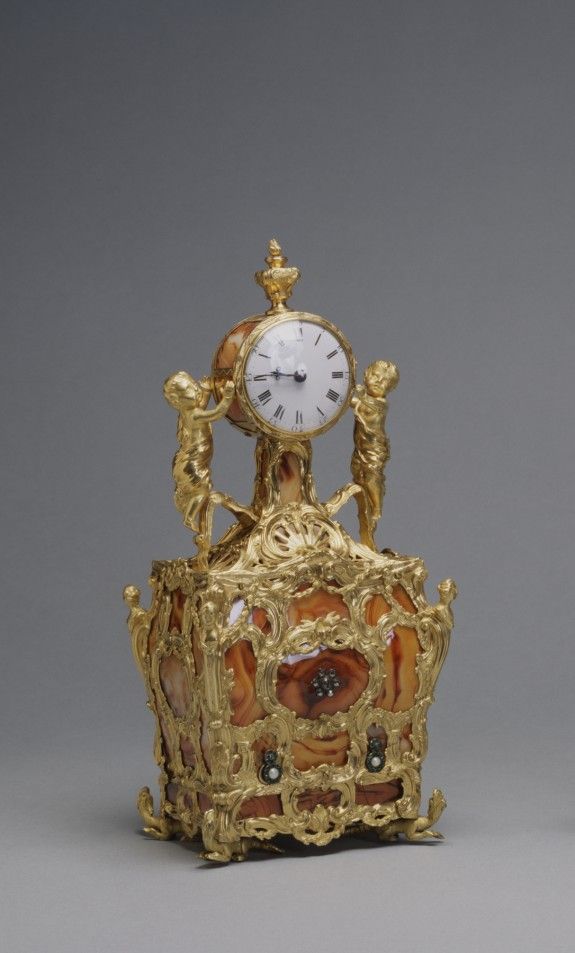 “Nécessaire” with a Watch ca. 1760 This container holds a musical mechanism...
