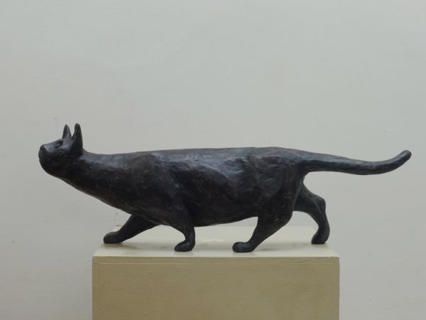 Bronze resin #sculpture by #sculptor Alan Dun titled: '`Eric` the Cat (Stylised ...