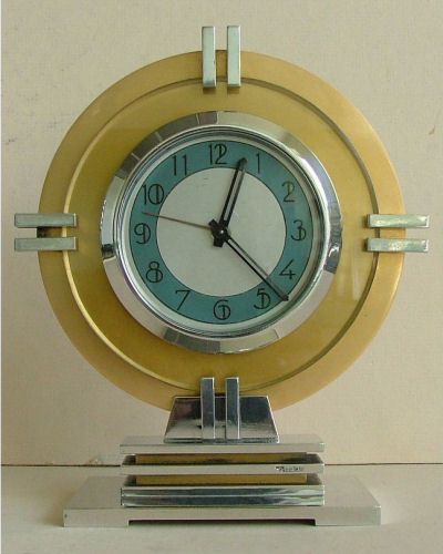 Art Deco Streamline Moderne Clock