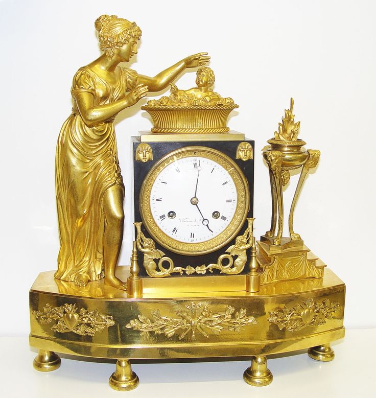 Reloj Imperio.  Francia alrededor de 1800.