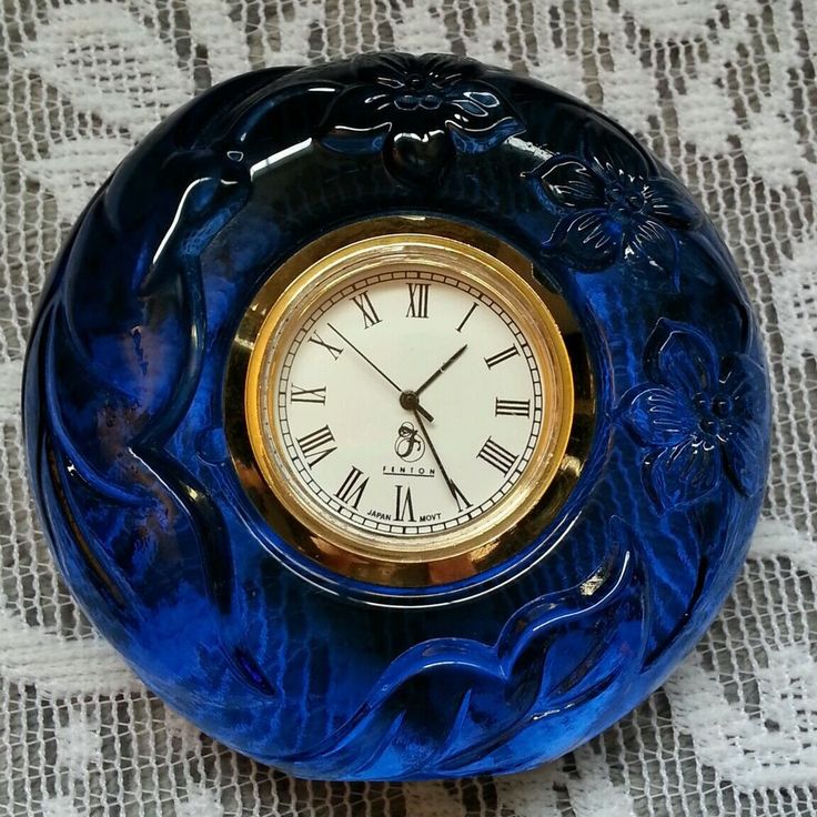 Vintage Fenton Round Floral Cobalt Blue Art Glass Clock Signed & Stickered...