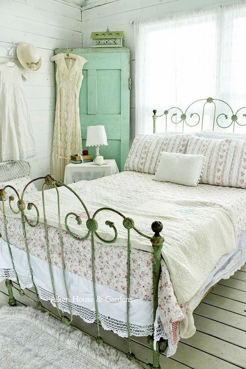 Glorious Chic Cottage Decor From Aiken House & Gardens