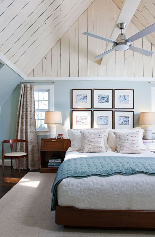 Lovely blue and white beach cottage bedroom. #home #decor