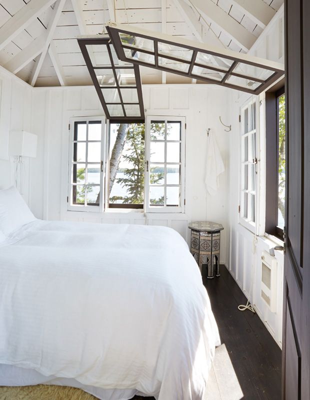 Relaxing Cottage Guest Rooms You'll Want To Be Invited To