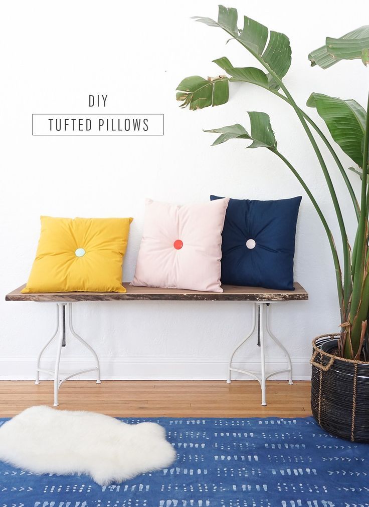 Colorful DIY tufted pillows - sugar and cloth - home decor - mid century...