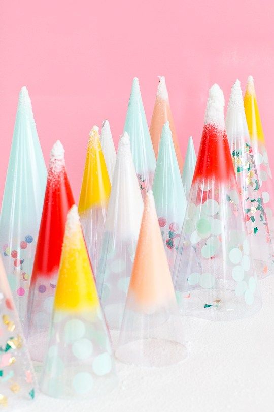 DIY Christmas trees: confetti domes - sugar & cloth...