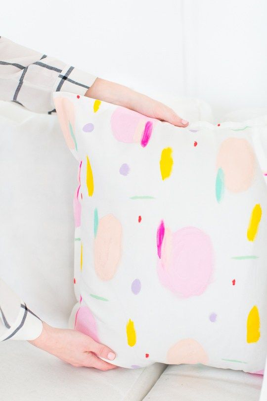 DIY Pattern Throw Pillows | Sugar & Cloth...