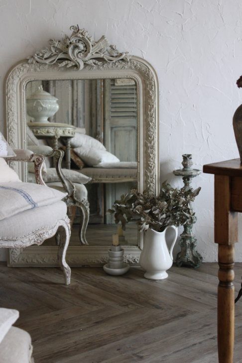 Vintage chic Country French style.