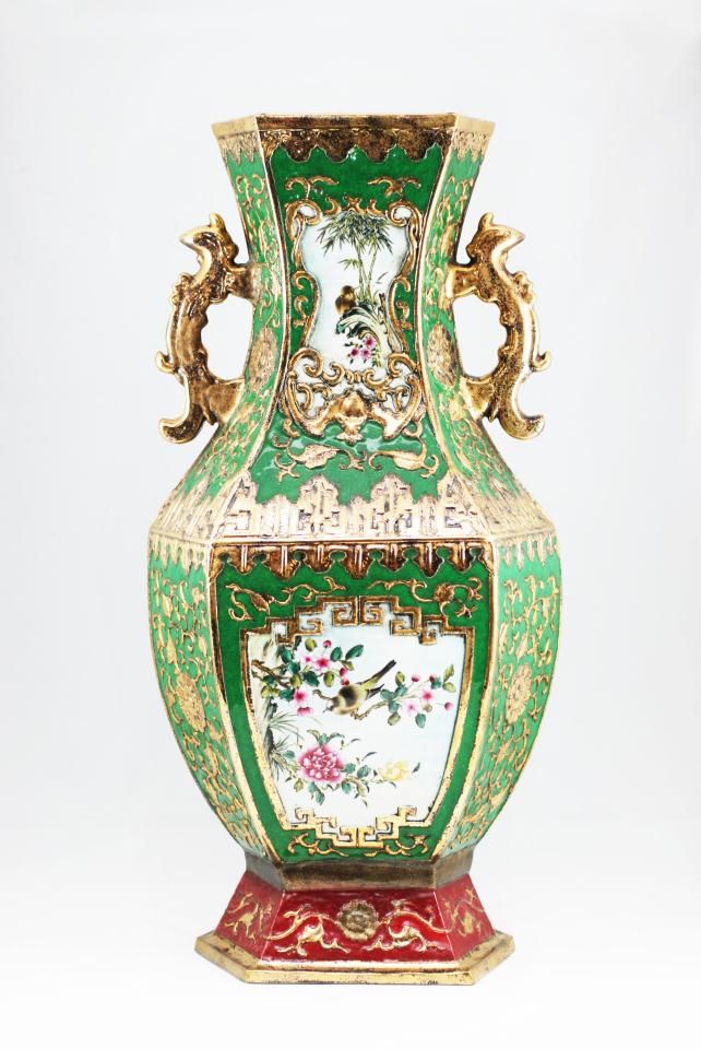 Yung Cheng Chinese Porcelain Scene Vase  Elite Decorative Arts