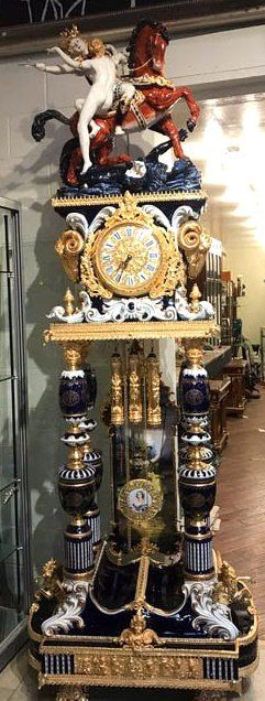 Lot: Spectacular Large Porcelain 24k Gilded Clock, Lot Number: 0159, Starting Bi...