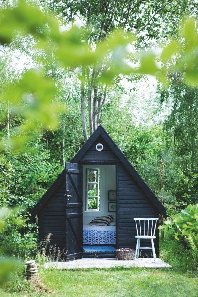 Garden cabin