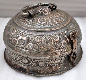 1850s-Indian-Antique-Hand-Crafted-Engraved-Copper-Chapati-Bread-Box