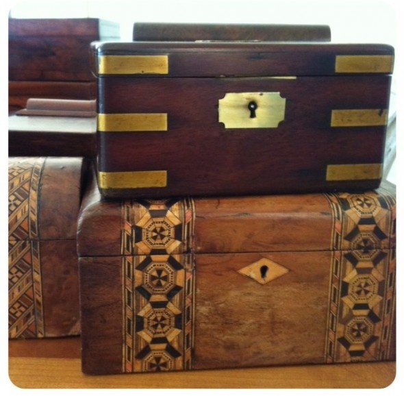 paris shipment6 ... love antique boxes !