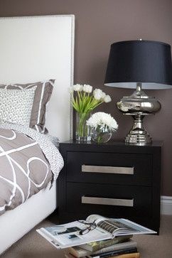 Black and White Bedroom.  Love the lamp!