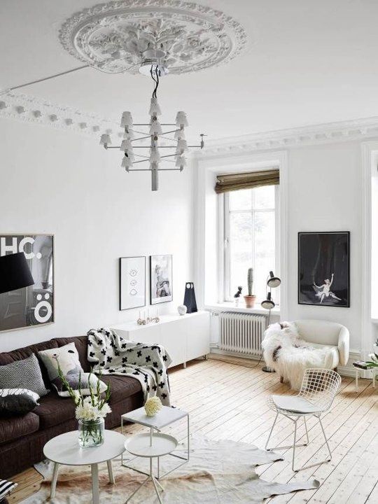 An All (or Mostly) White Interior: 5 Ways to Make It Work