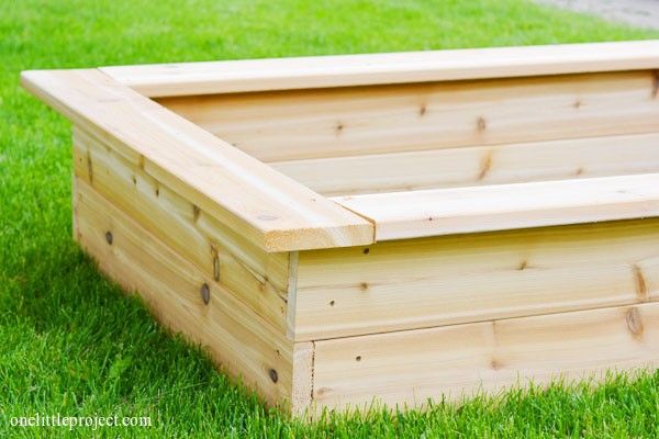Really good tutorial for planter boxes.