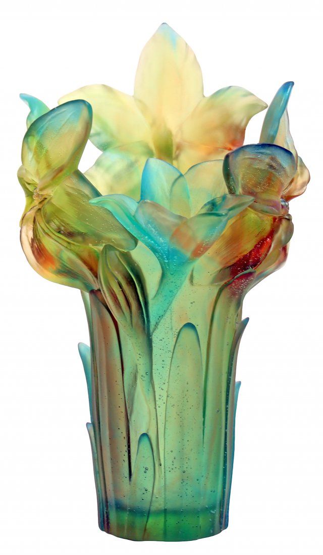 modern crystal vase | DAUM CRYSTAL AMARYLLIS VASE, FRENCH, MODERN : Lot 7