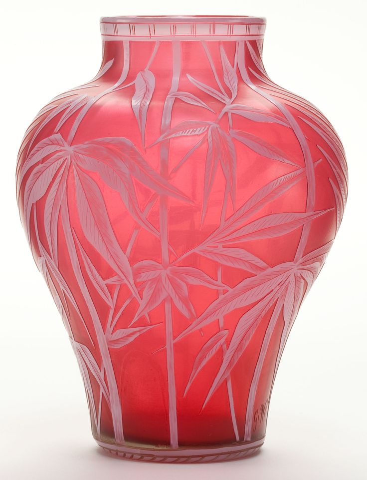 Thomas Webb Cameo glass vase, circa 1900 ~ art noveau ~ Stourbridge, England