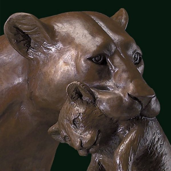 Bronze Cats Wild and Big Cats sculpture by artist Luis Valadares titled: 'Li...