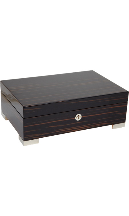 Barneys New York Small Lacquered Jewelry Box