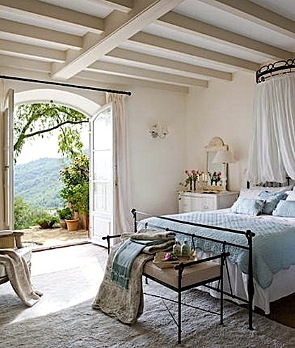 Beautiful bedroom with a view...