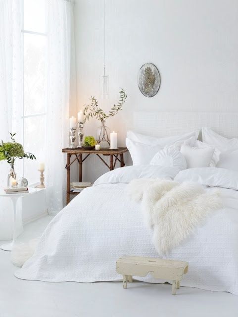 White bedroom. Pretty