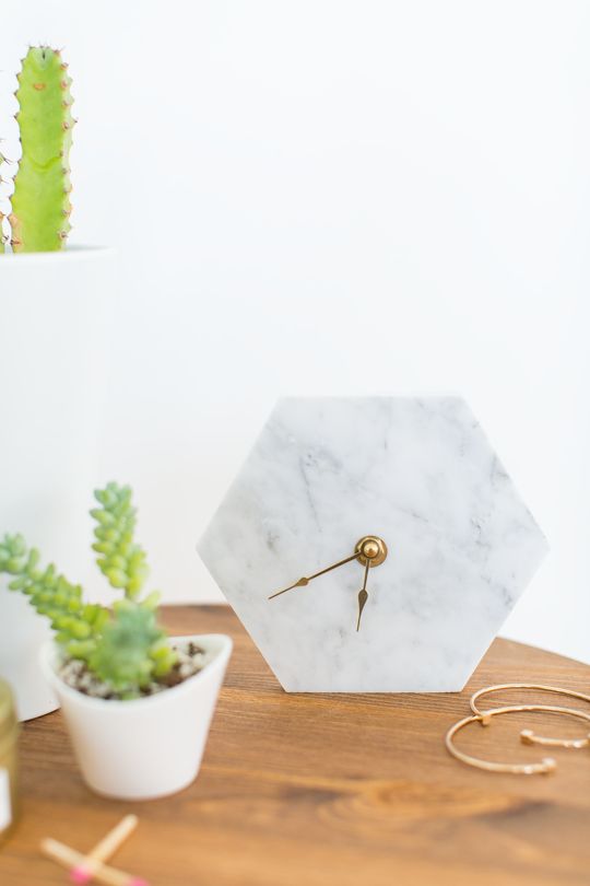 DIY Mini Hexagon Marble Wall Clock