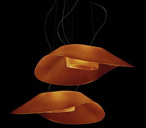 Fly Fly's #lamp shape recalls #organic forms from #nature (a manta-ray, a butter...