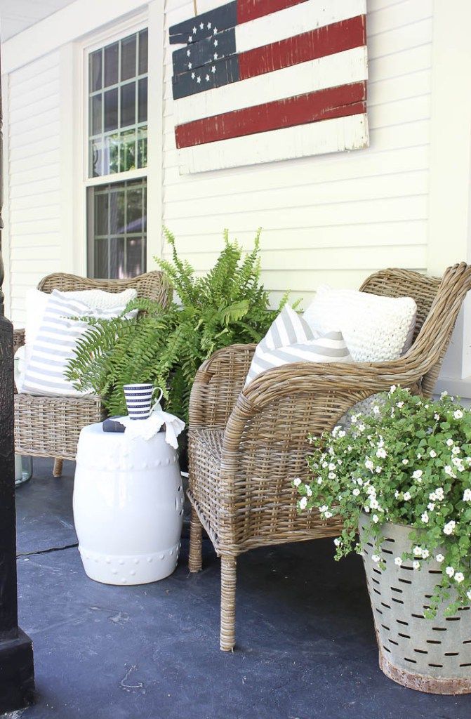 Front Porch Decorating - Rooms For Rent blog