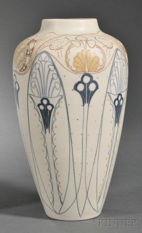 Arnhem Matte Glaze Pottery Vase, Holland, c. 1910