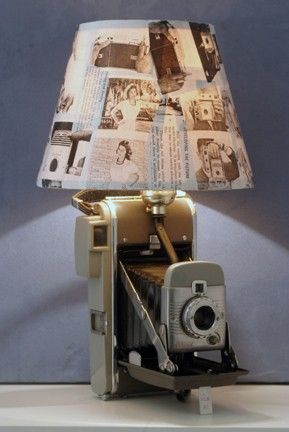 Vintage camera lamp, with photograph lampshade