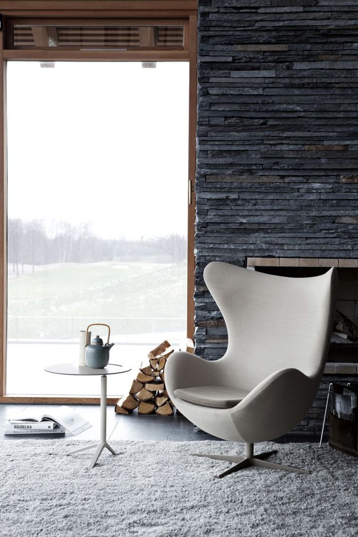 The Egg originated in Arne Jacobsen's garage - cast in plaster. Today the sy...