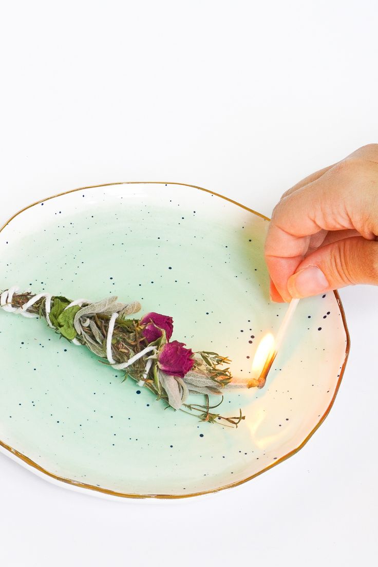 DIY Fresh Floral and Herbal Incense Bundles by Ashley Rose of Sugar & Cloth, a t...
