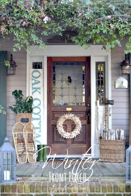 Winter Front Porch Ideas ::: Cottage in the Oaks