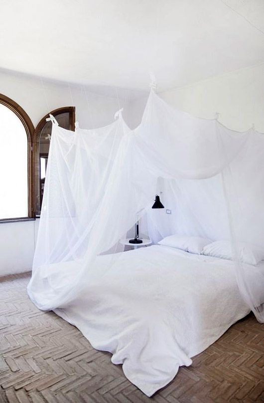 white tent bed in amalfi coast rental via albeli home rentals. / sfgirlbybay