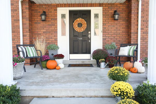 Fall Porch Decor - The Idea Room