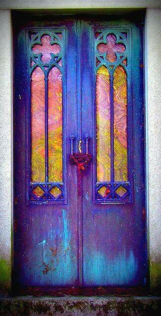 This door certainly gave someone a chance to be creative and colorful... I love ...
