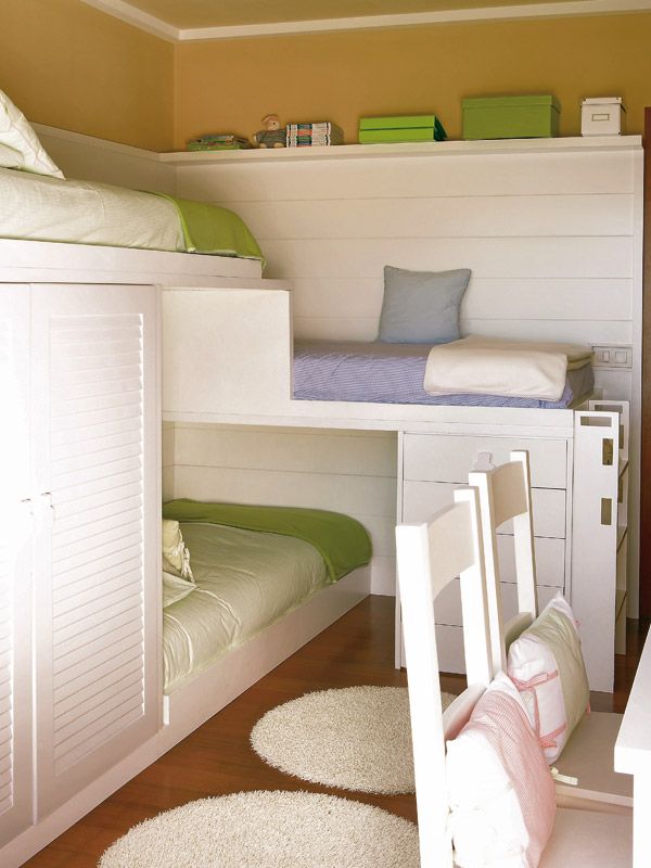 Three beds in a small room. So cool