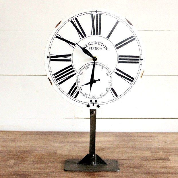 ROMAN NUMERALS TABLE CLOCK ON STAND