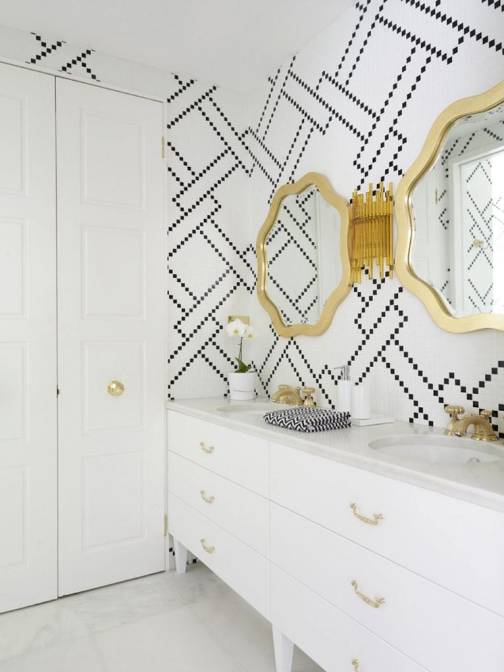 Will Subway tiles make my tiny bathroom look smaller or bigger? From Tile to Toi...