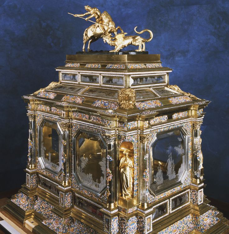 Clock, organ and mahogany case by Melchior Baumgartner (1621-86) c. 1740 - Photo...